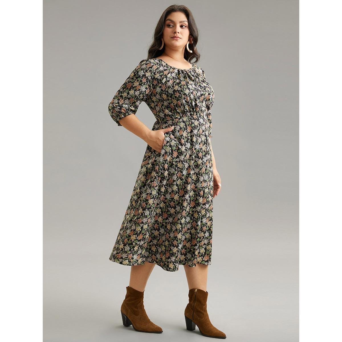 Plus Size Ditsy Floral Elastic Waist Pleated Dress Multicolor Women Vacation Printed Round Neck Elbow-length sleeve Curvy Midi Dress BloomChic 22-24/3X Product Image
