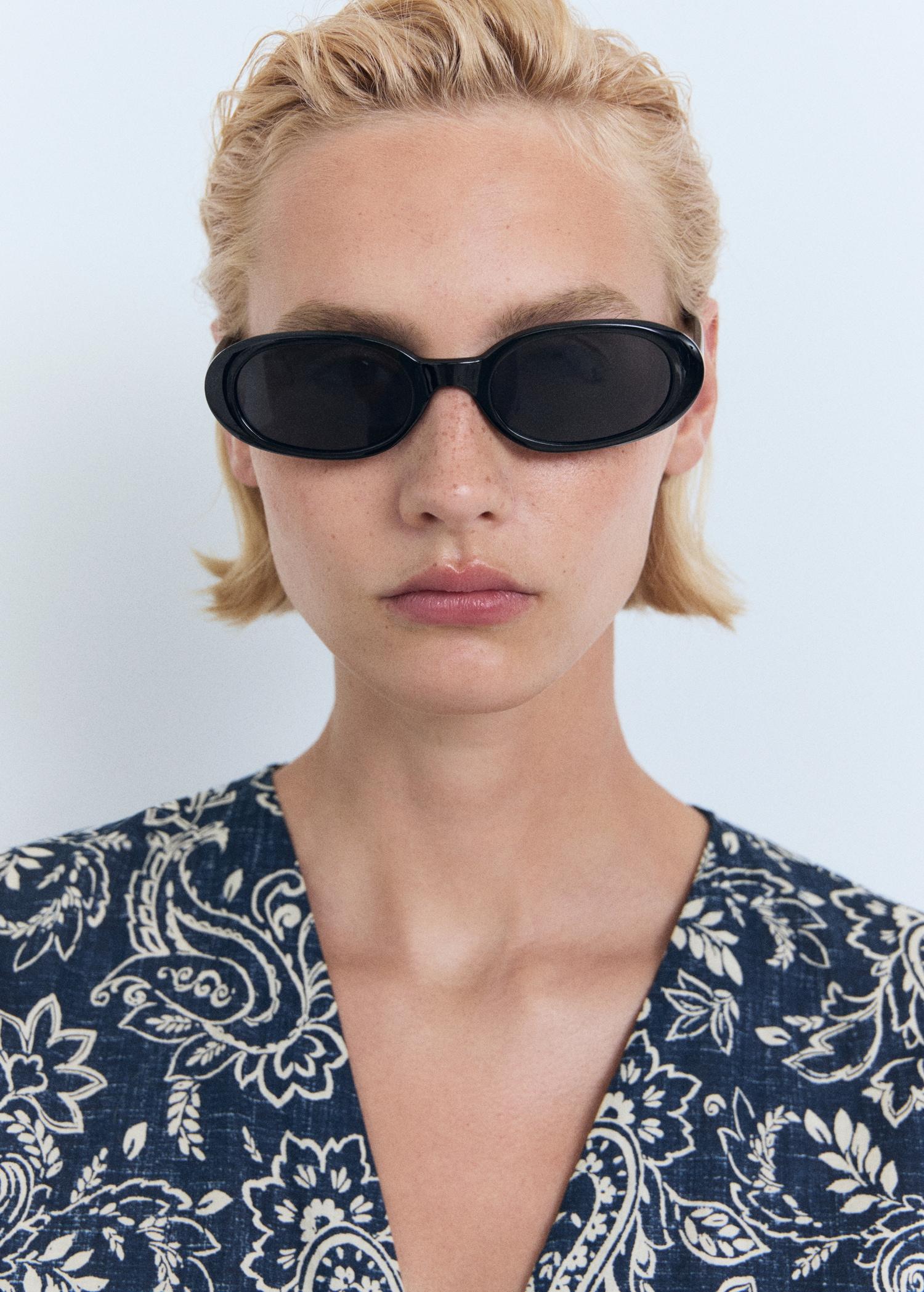 Paisley flared dress with belt - Women | MANGO USA Product Image