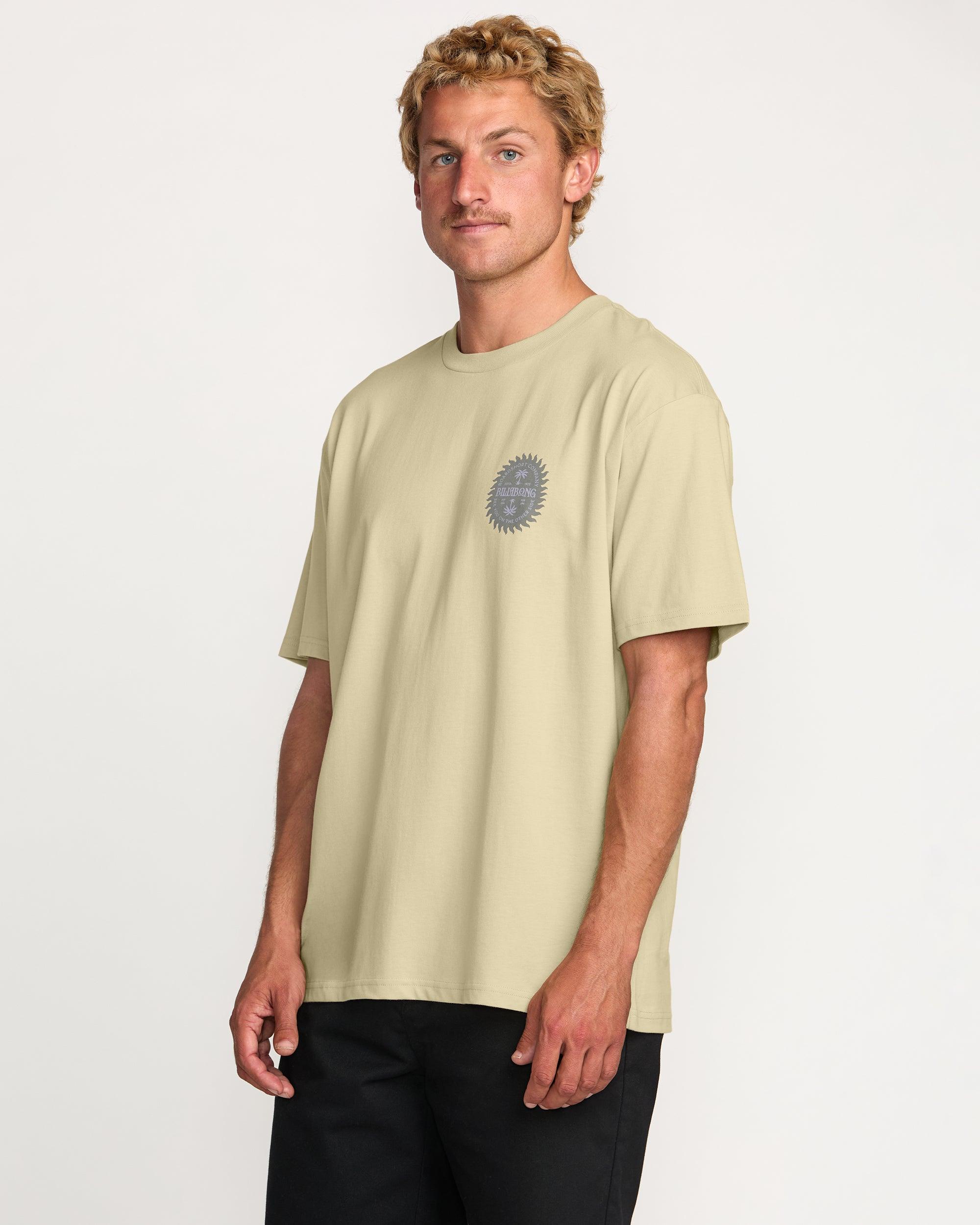 Sun Rays Regular Tee - Desert Male Product Image