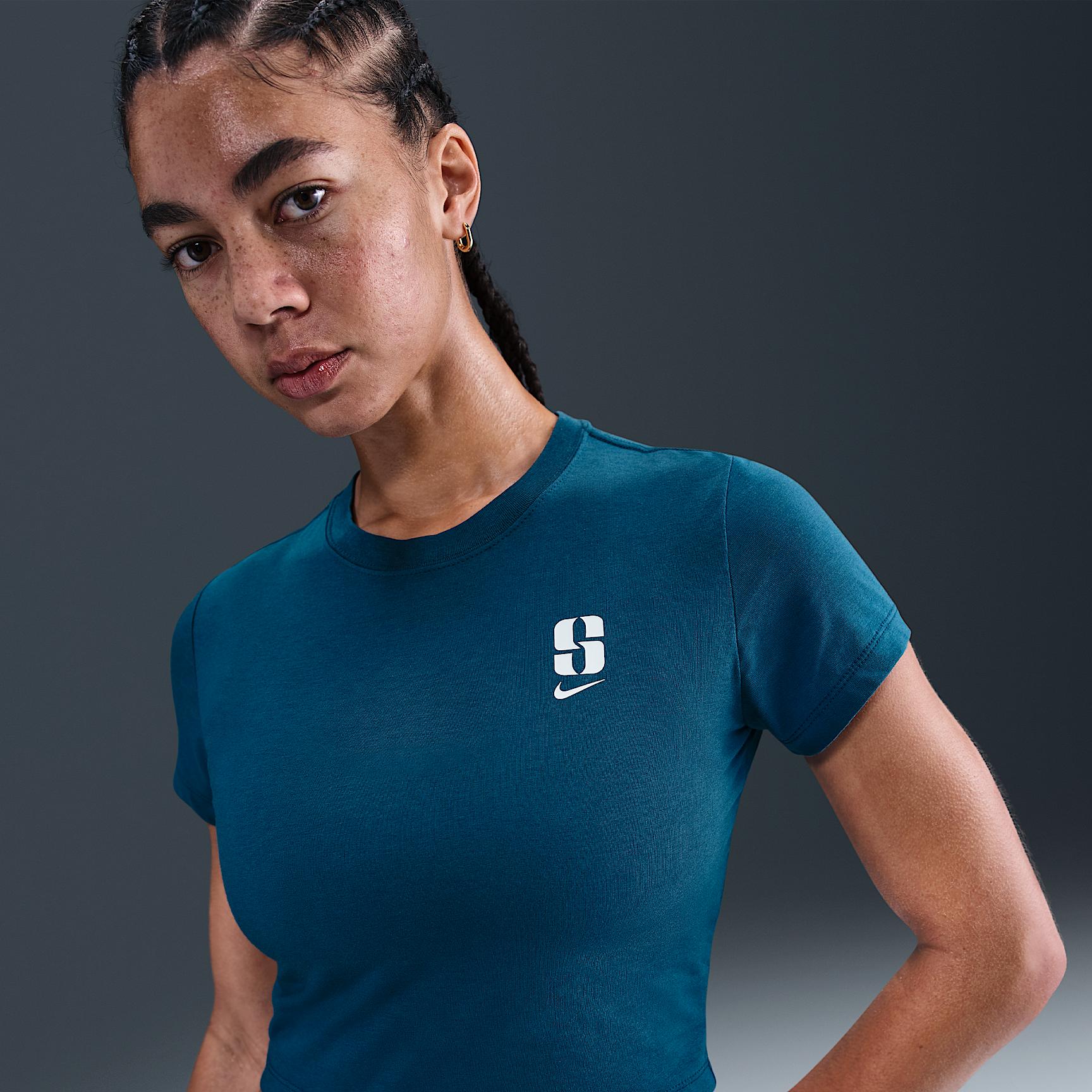 Nike Womens Sabrina Short-Sleeve Cropped T-Shirt | HV6990-415 Product Image