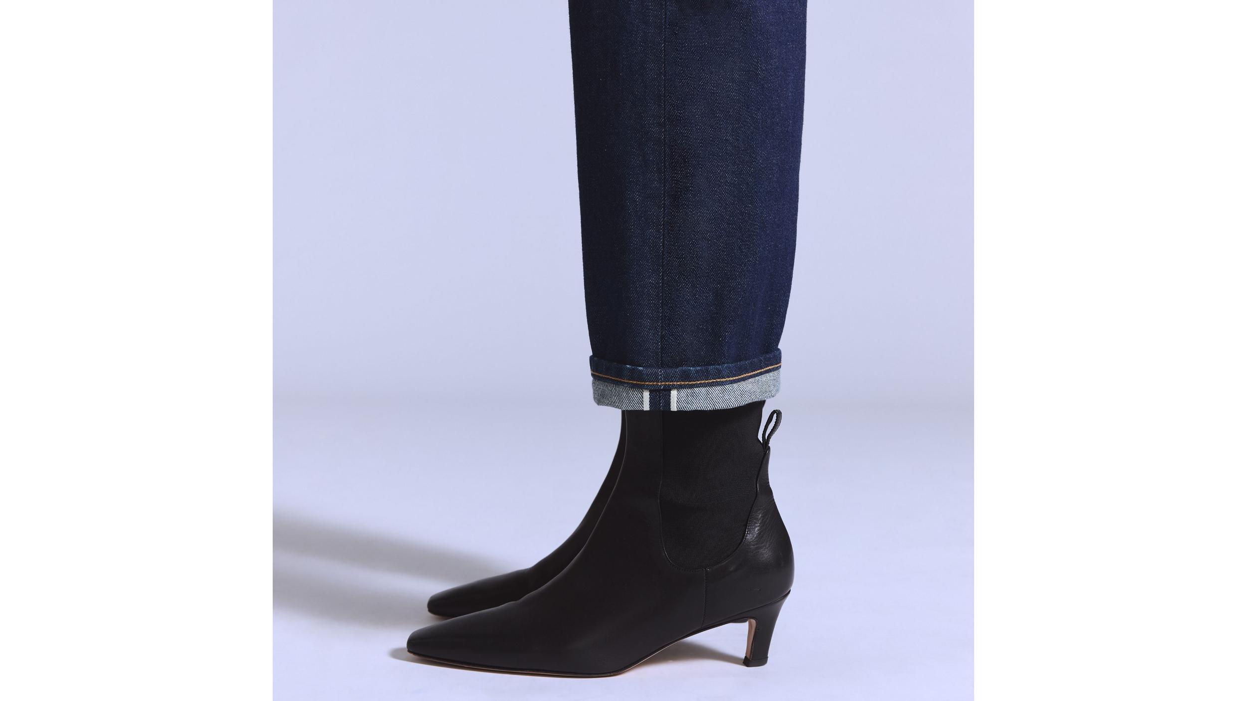 Japanese Selvedge Column Women's Jeans Product Image