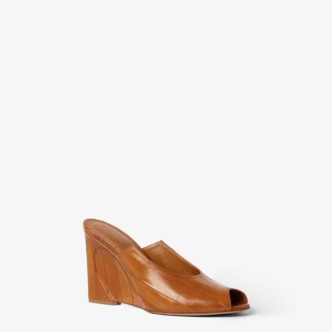 Fendi ArcoBeige hagfish leather sandals Product Image