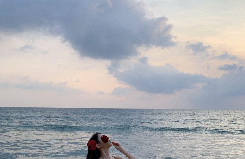 Spaghetti Strap Plain Open Back Maxi Sundress Product Image