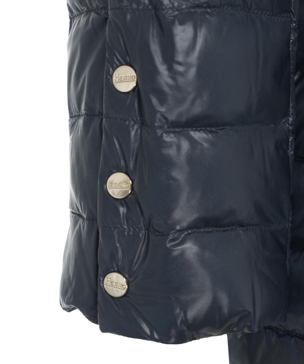Three-quarter sleeve down jacket Product Image