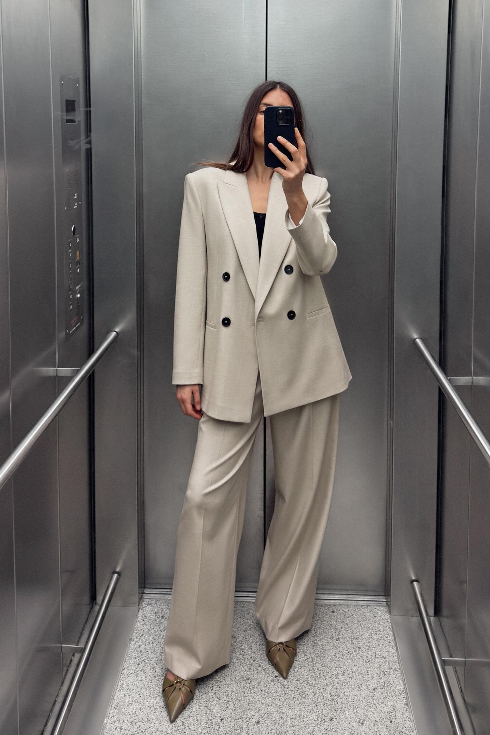 WIDE LEG PANTS WITH DARTS Product Image