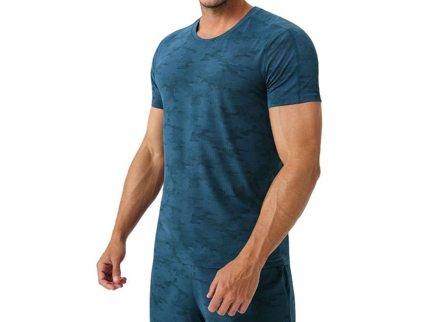 Short-Sleeve Round Neck Patterned Sport T-Shirt Product Image