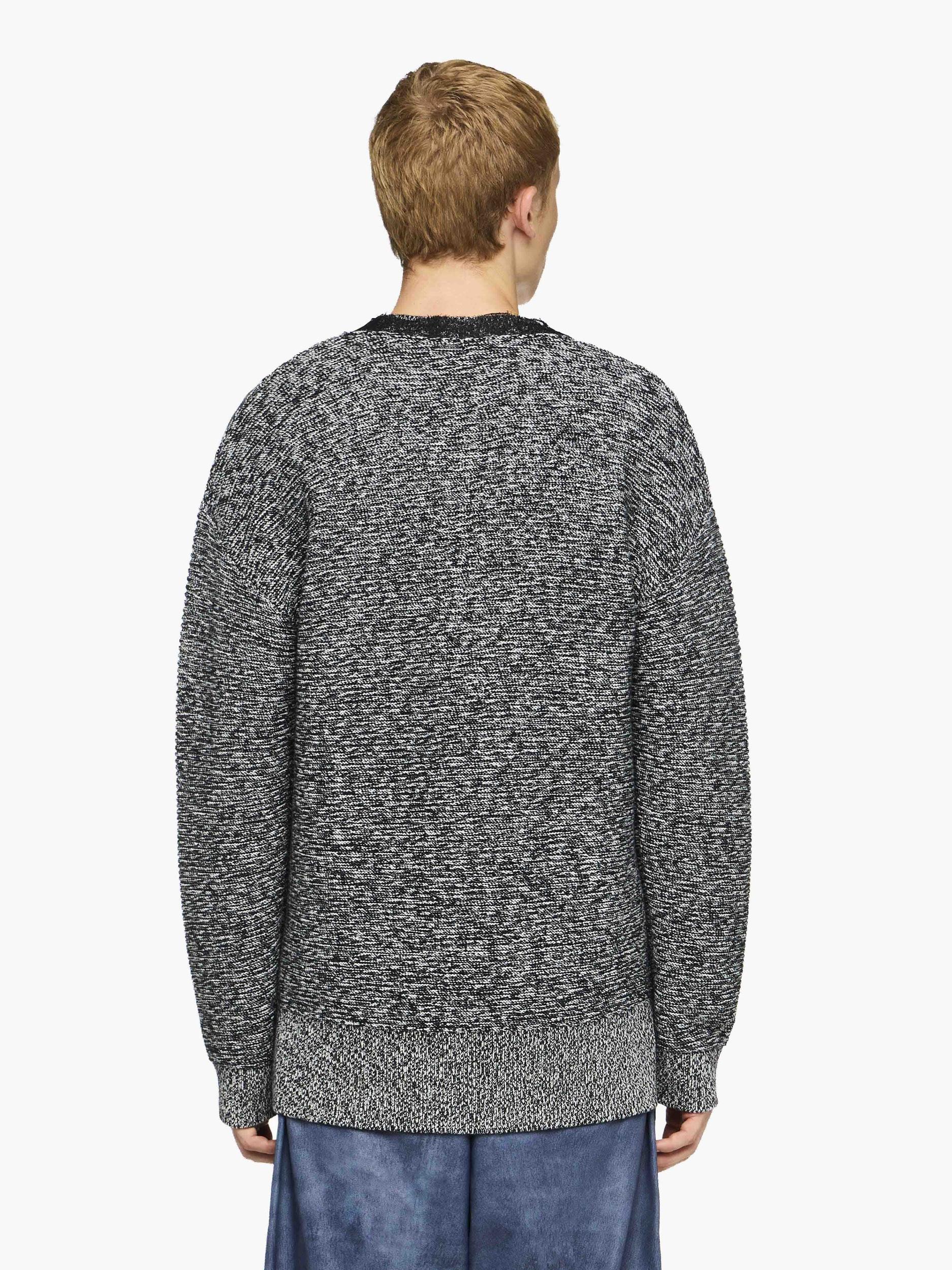 V-NECK LACE TRIM SWEATER Product Image