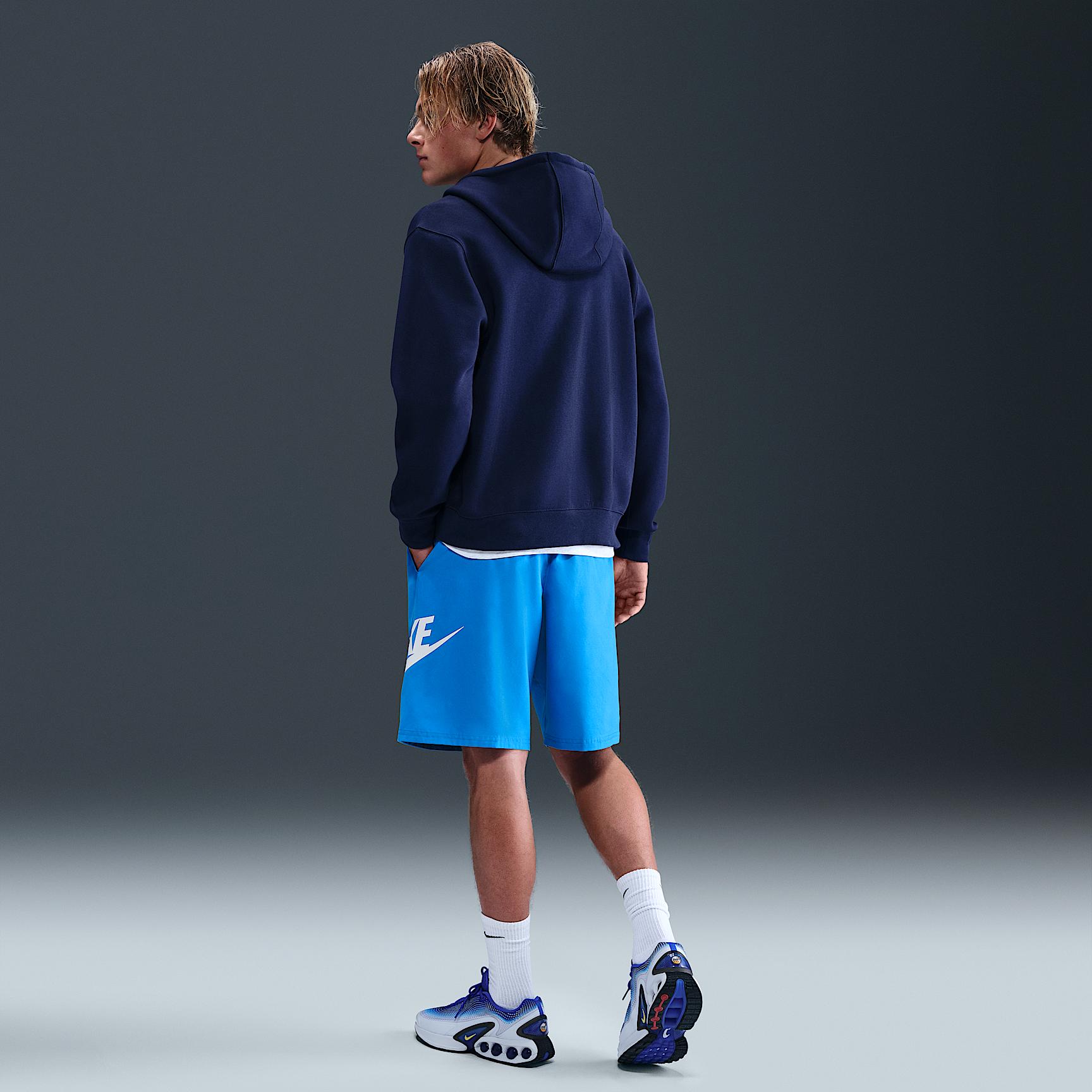Nike Club Men's Woven Shorts Product Image