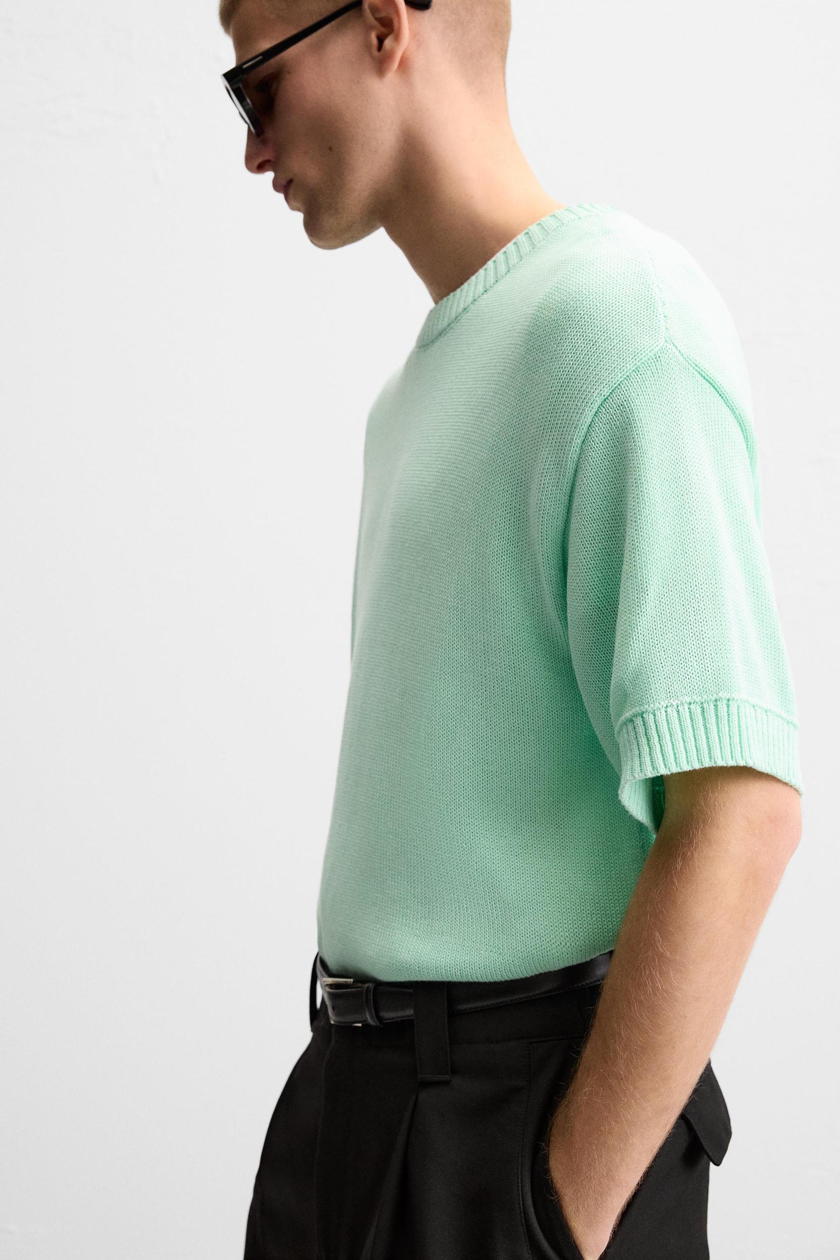 STRUCTURED KNIT T-SHIRT Product Image