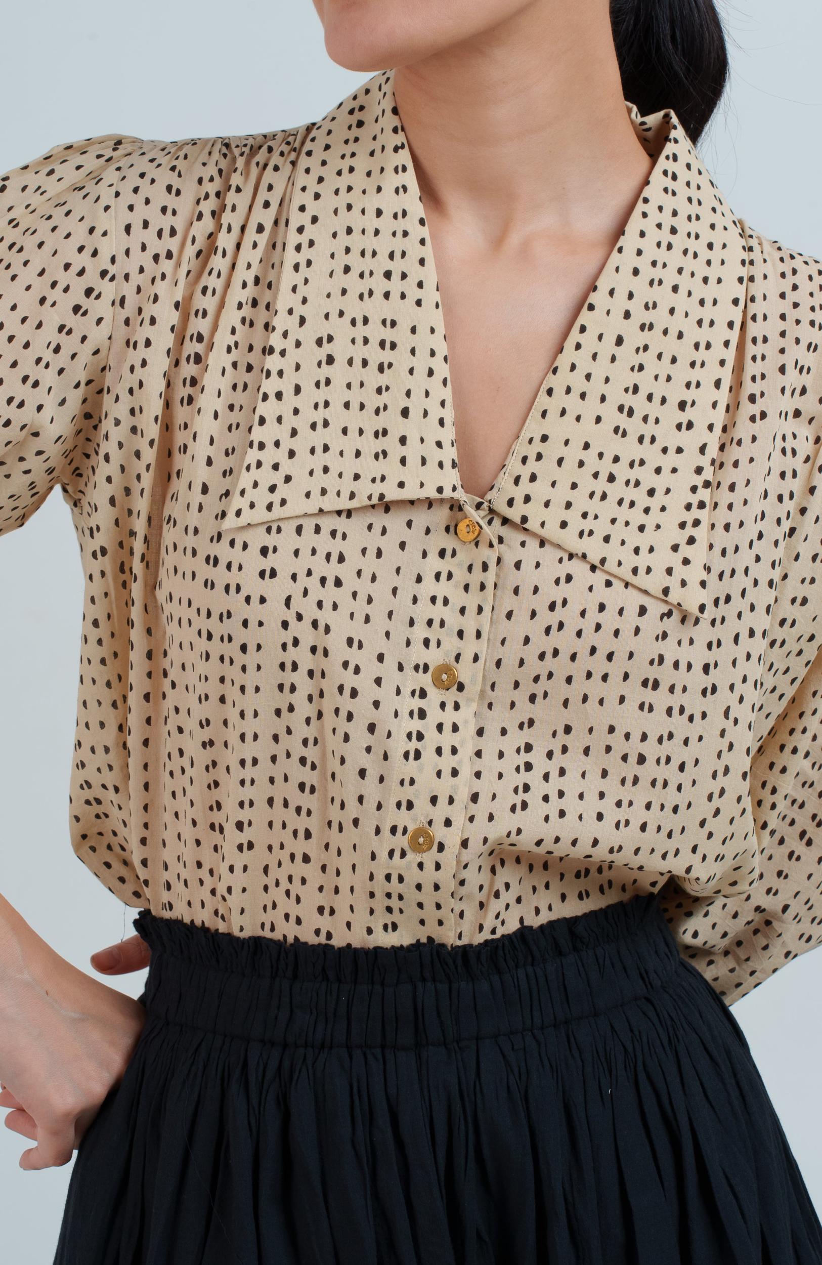 The Tiny-Dotted Shirt Product Image