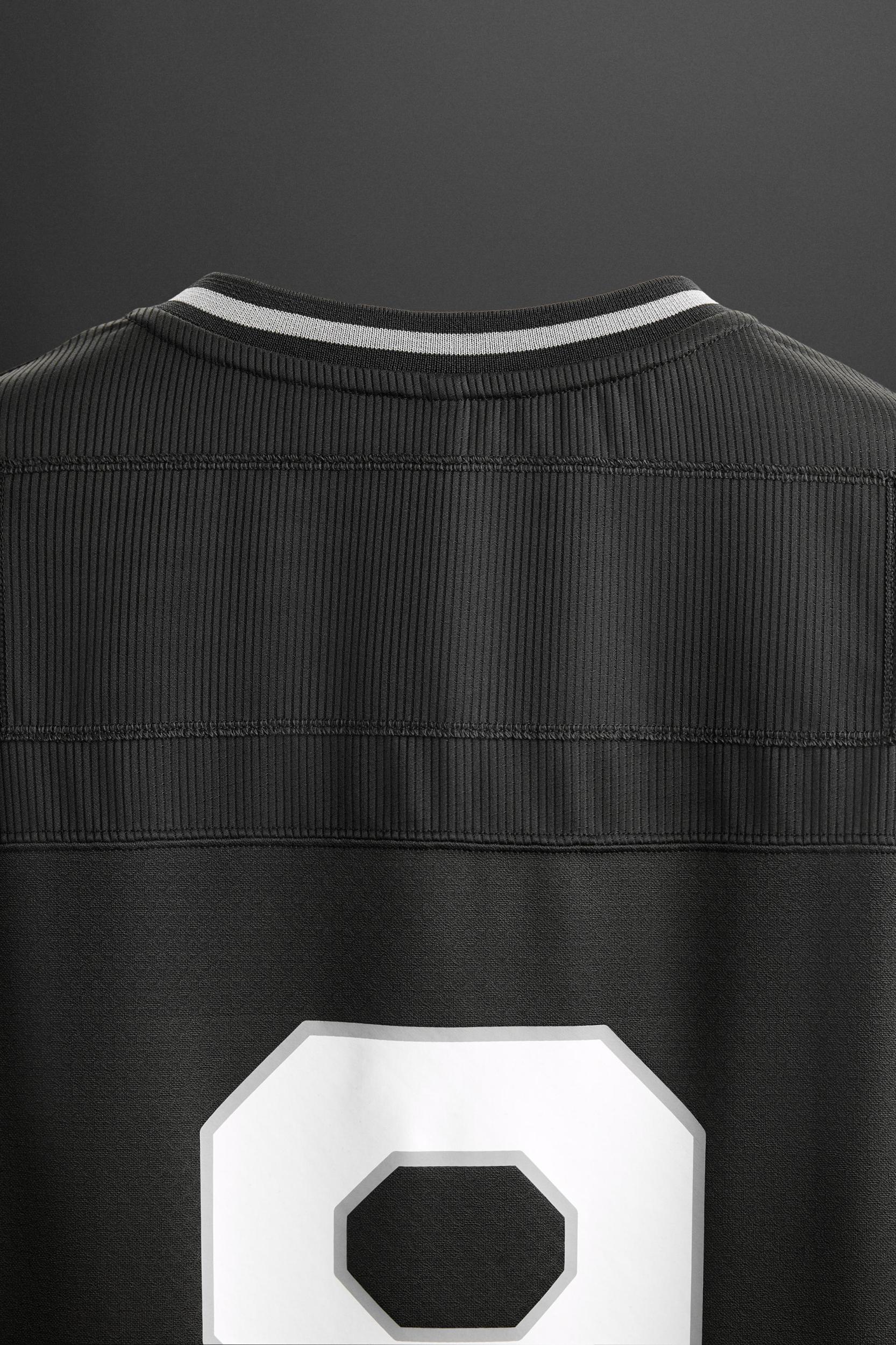 FOOTBALL JERSEY Product Image