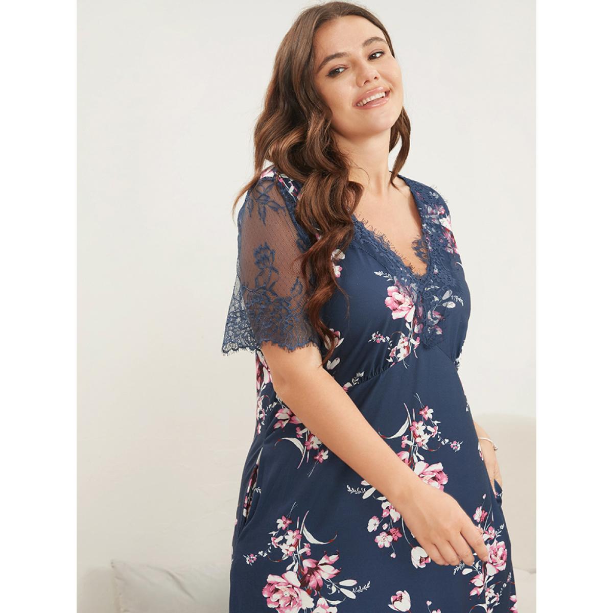 Plus Size Floral Print Contrast Lace Pocket Night Dress Women Aegean Elegant Floral Lace V-neck Pocket Loungewear BloomChic 12/L Product Image