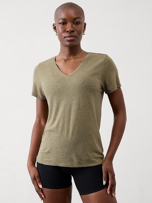 Getaway Linen Blend V-Neck Tee Product Image