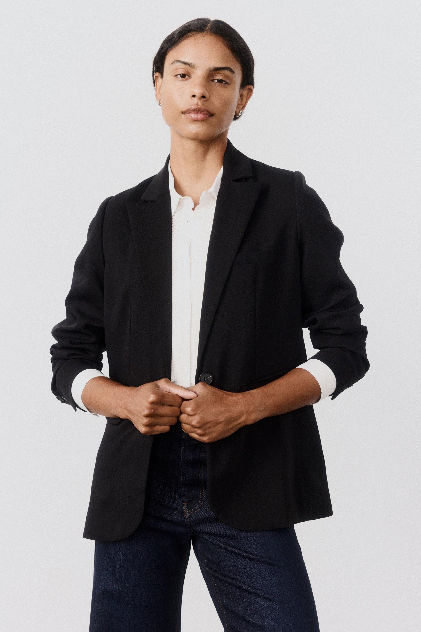 The Petite Classic Blazer That Upgrades You 2.0 Product Image