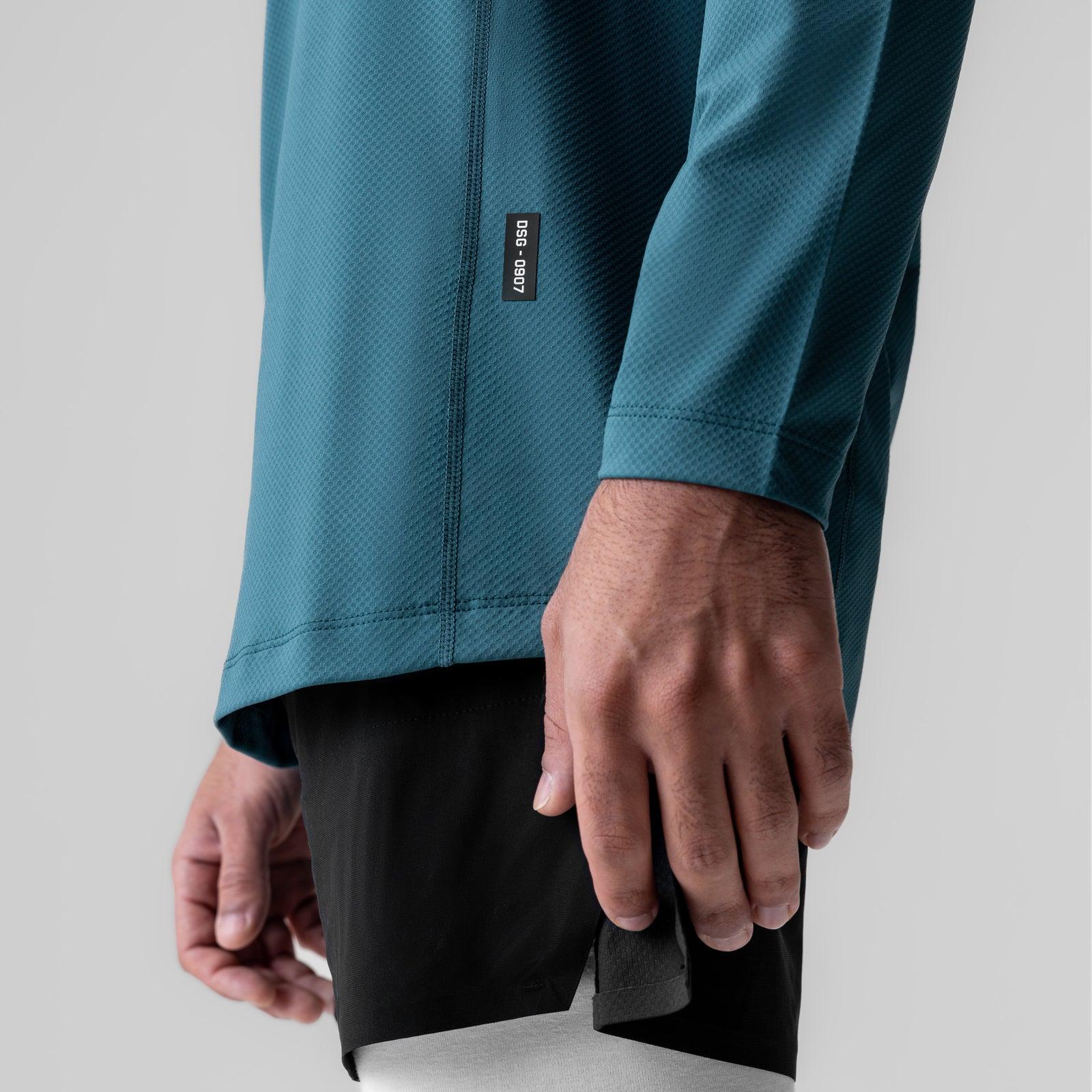 0907. AeroSilver® Training Long Sleeve - Storm "Space Bracket" Product Image