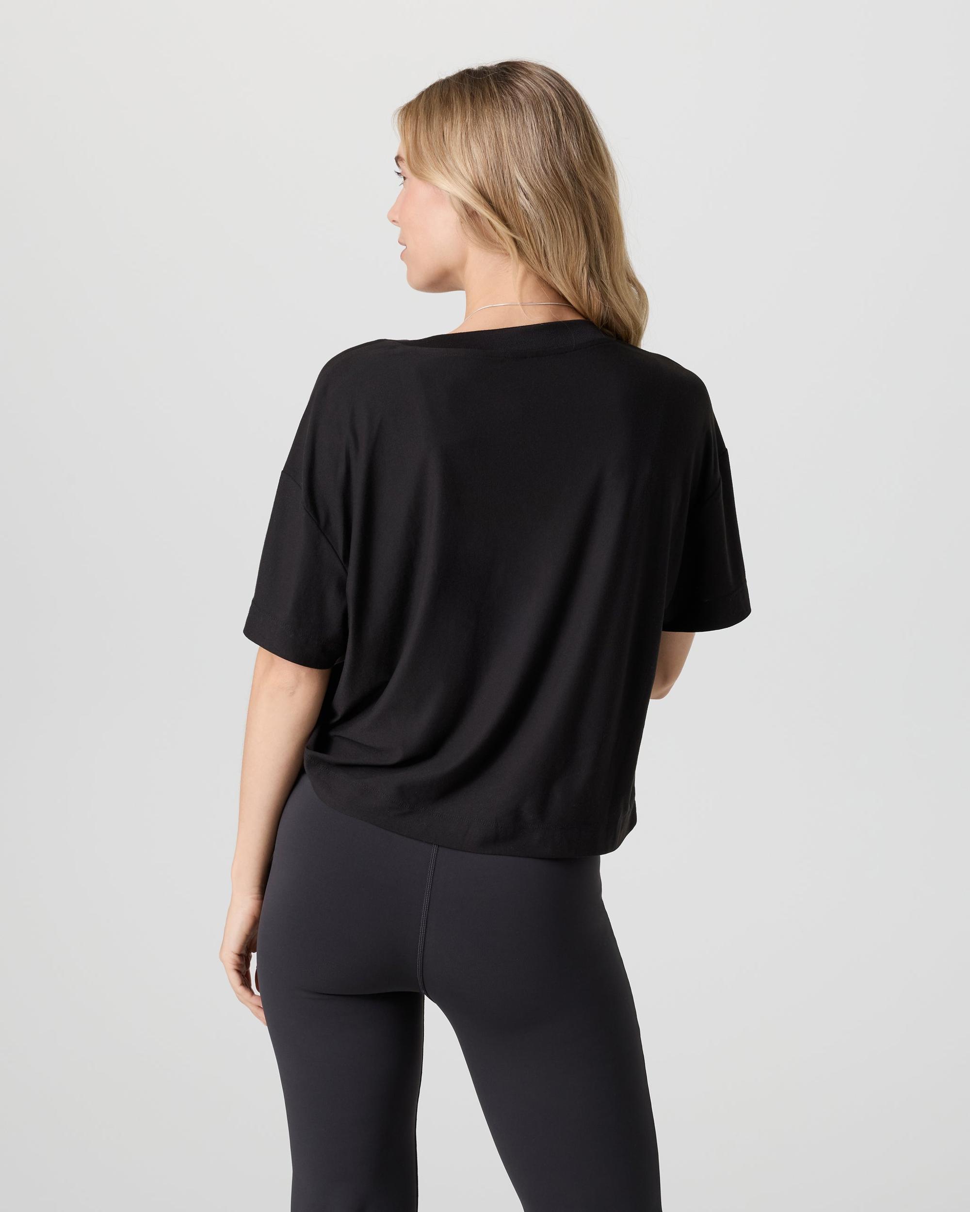 Short Sleeve Energy V-Neck Tee Product Image