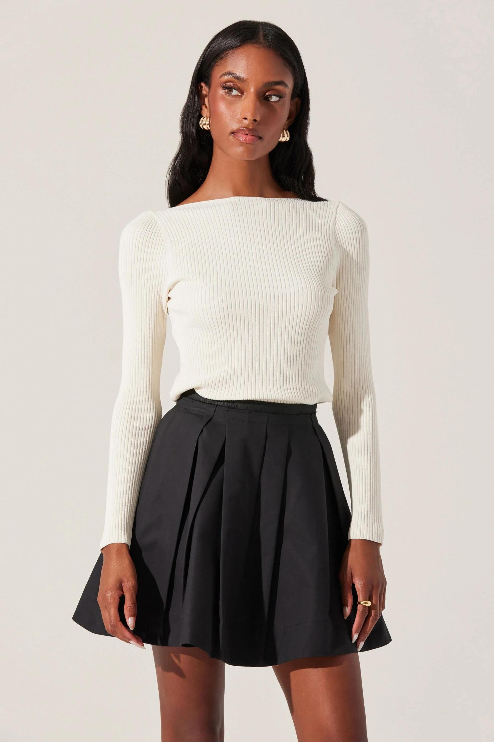 Lauryn Contrast Bow Back Sweater Product Image