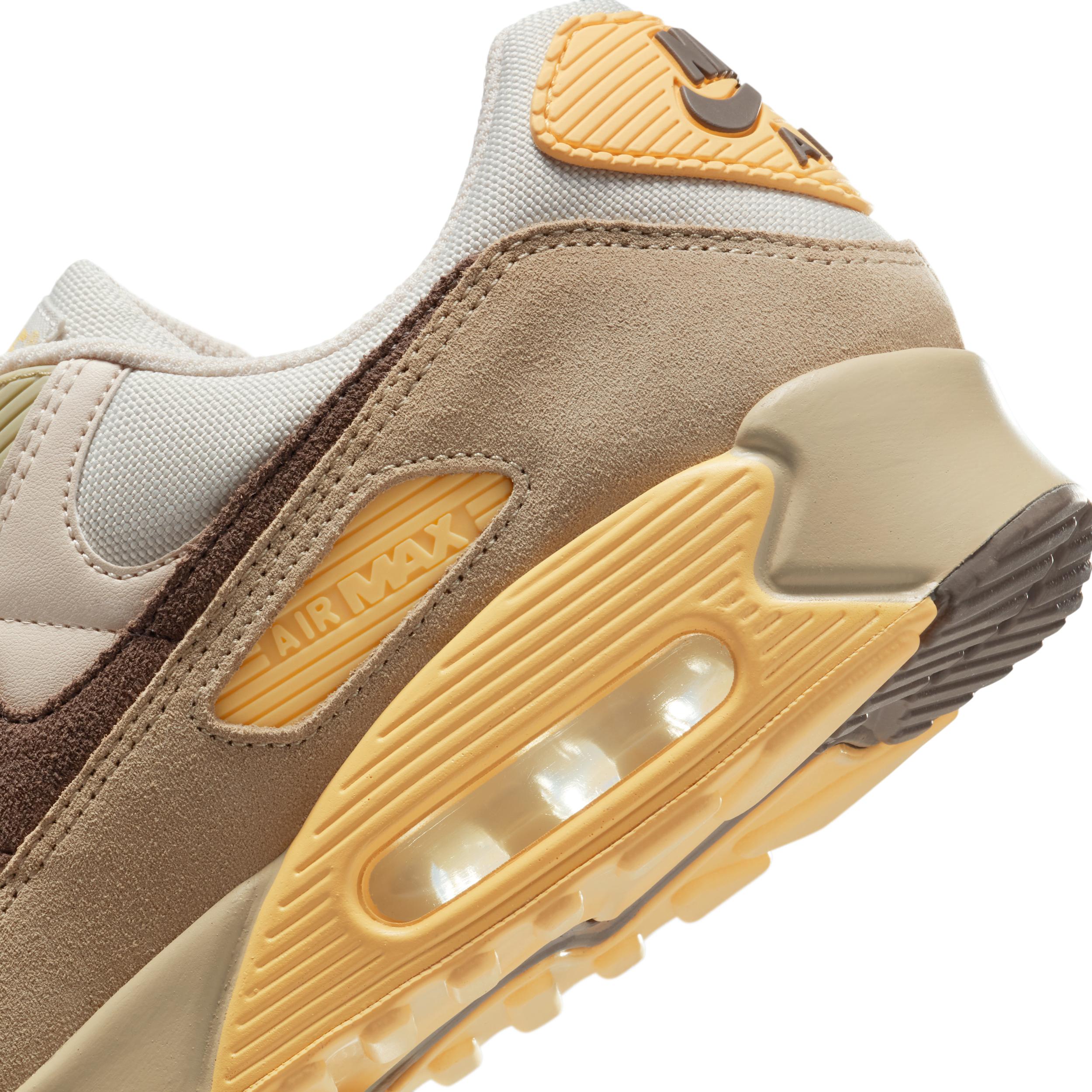 Nike Men's Air Max 90 Shoes Product Image