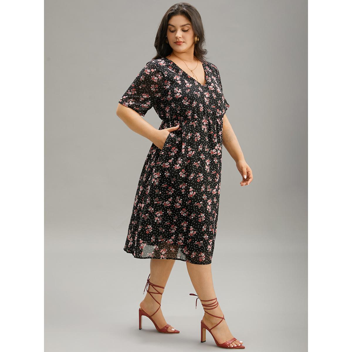 Plus Size Polka Dot & Floral Print Pocket V Neck Dress Black Women Elegant Lined V-neck Short sleeve Curvy Midi Dress BloomChic 28/5X Product Image