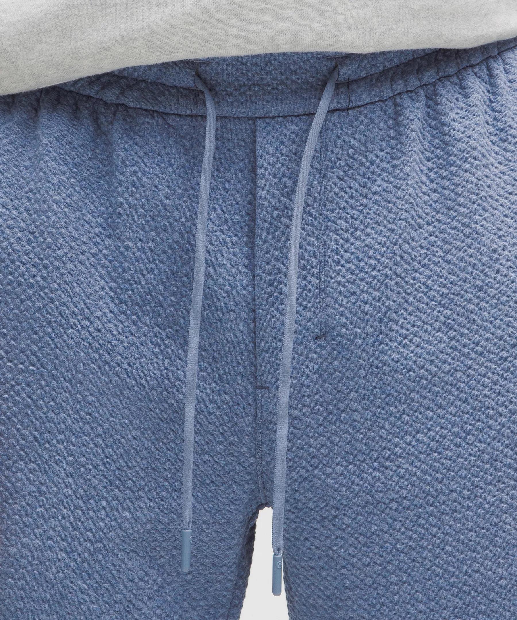 Textured Double-Knit Cotton Short 7" Product Image