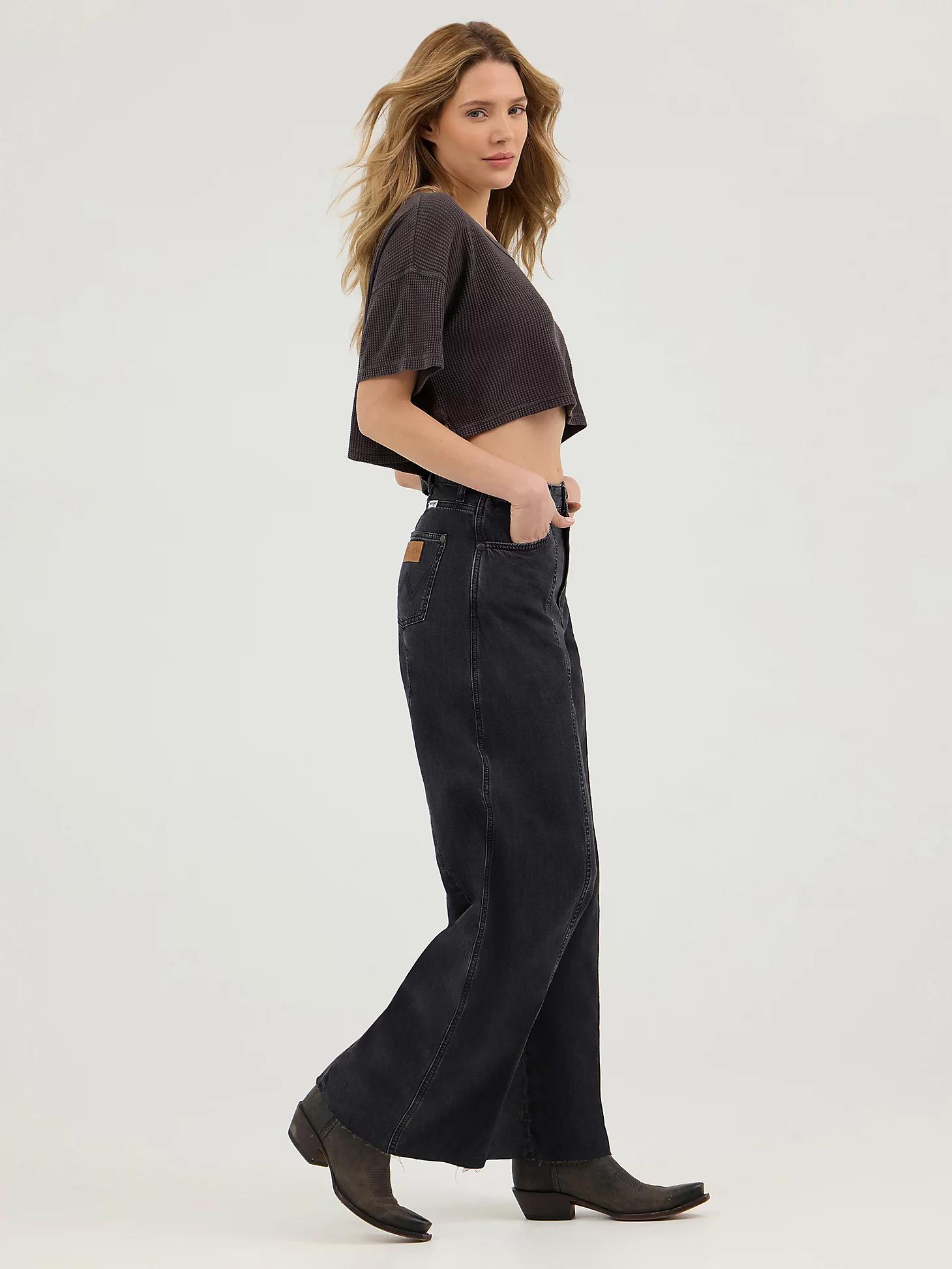 Women's Cowboy Barrel Jean in Rinse Product Image