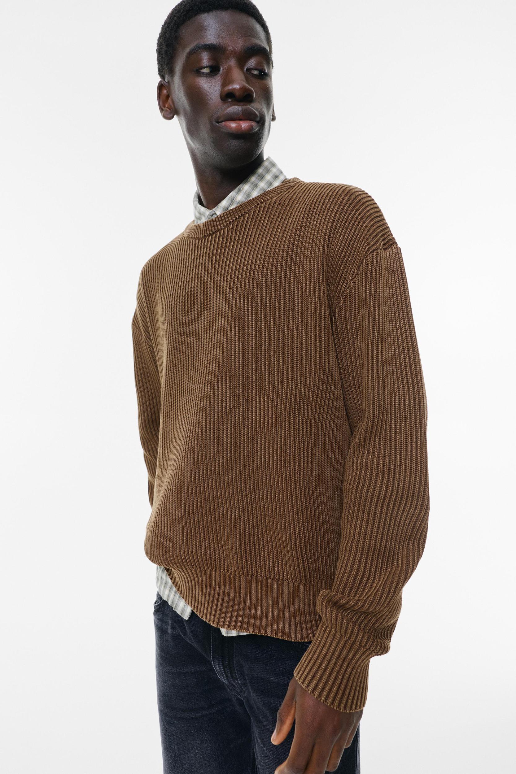 Acid wash knit jumper Product Image