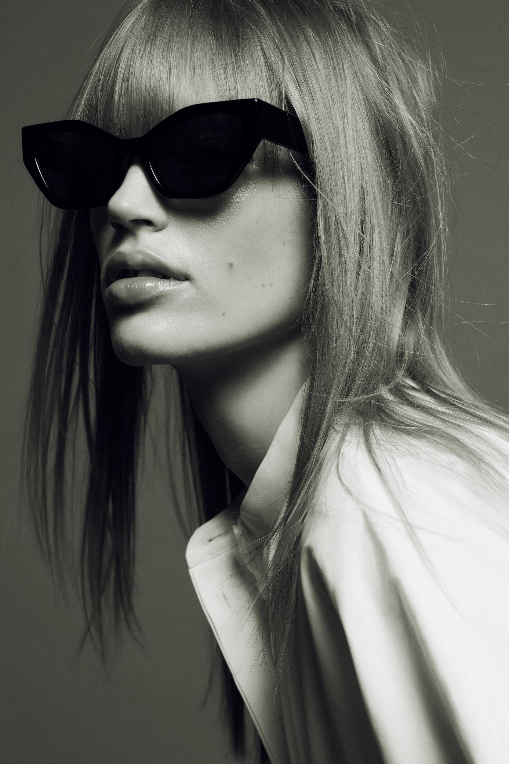 ANGULAR CAT-EYE SUNGLASSES Product Image