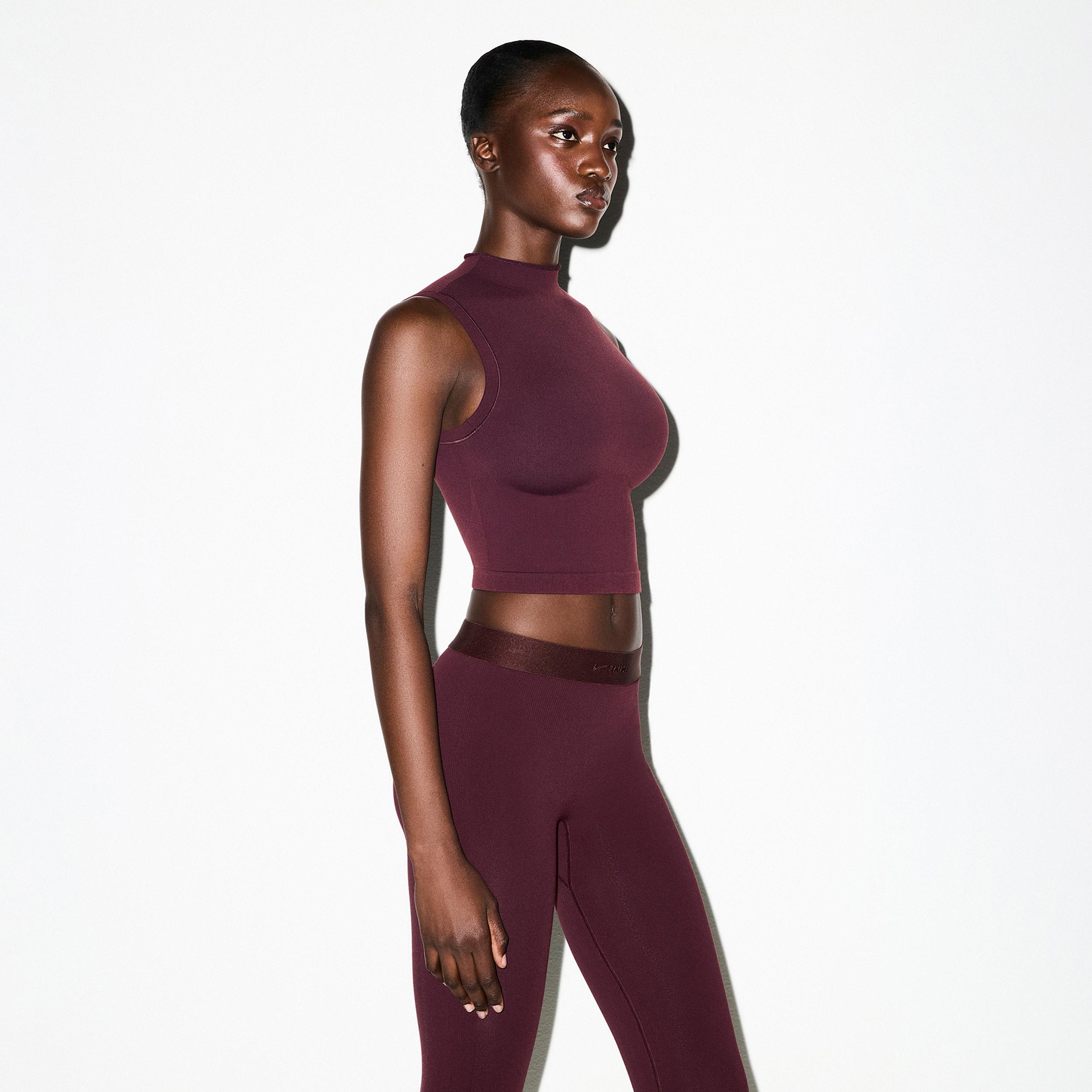 Nike Womens SKIMS Vintage Seamless Mock-Neck Long-Line Bra | TPTNK2954-CUR Product Image