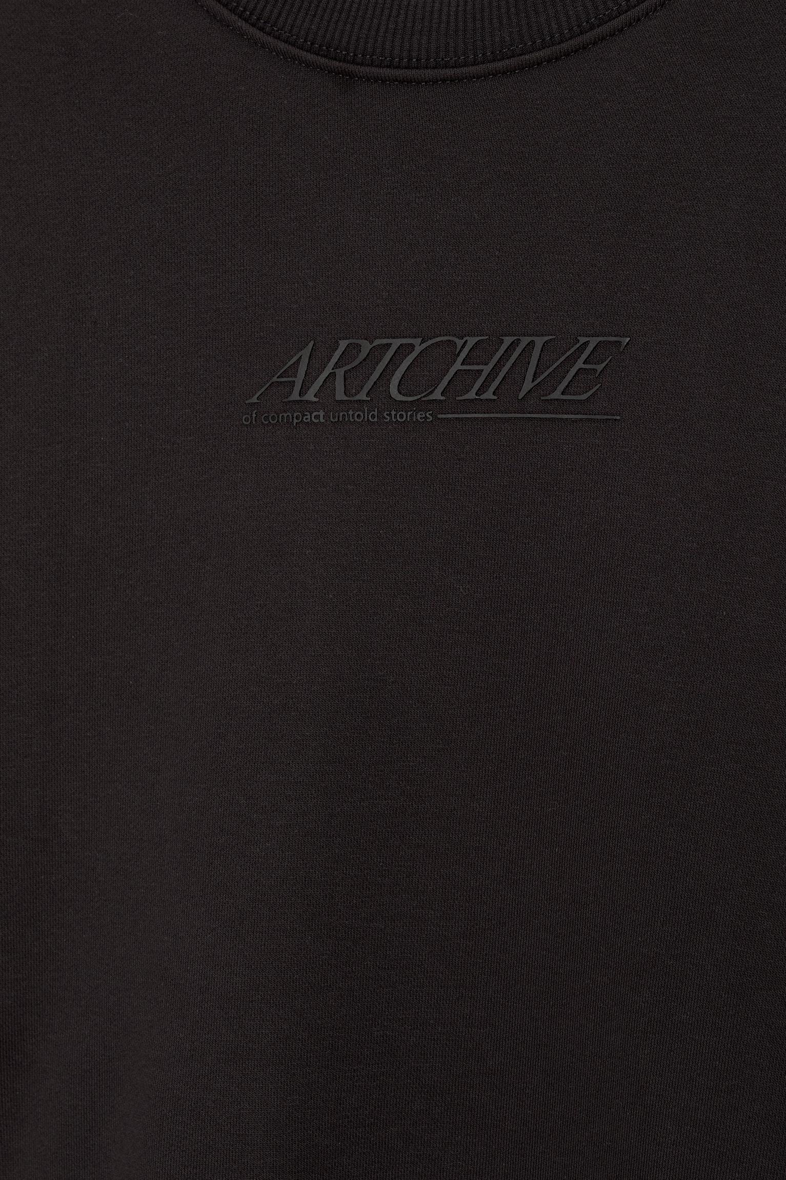 Sweatshirt with seam details Product Image