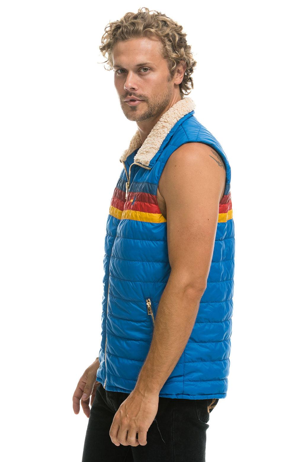 MEN'S 4 STRIPE VEST SHERPA- SNORKEL BLUE Male Product Image