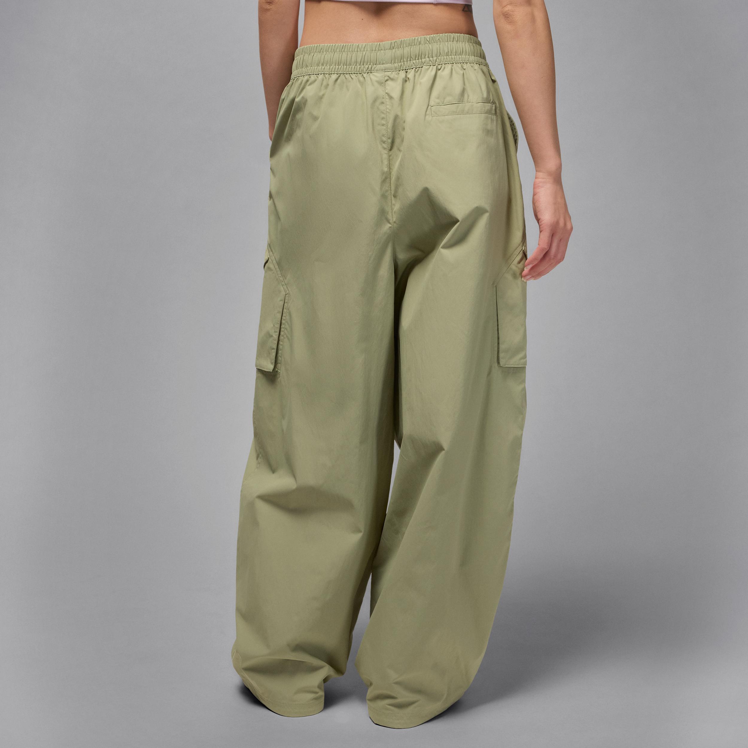 Womens Jordan Flight Chicago Parachute Pants | HM6144-205 Product Image