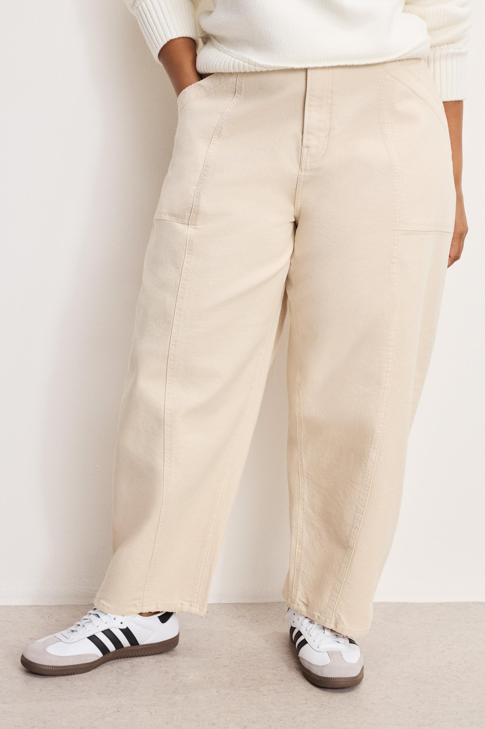 CANVAS CROPPED BARREL PANTS | CANVAS Product Image