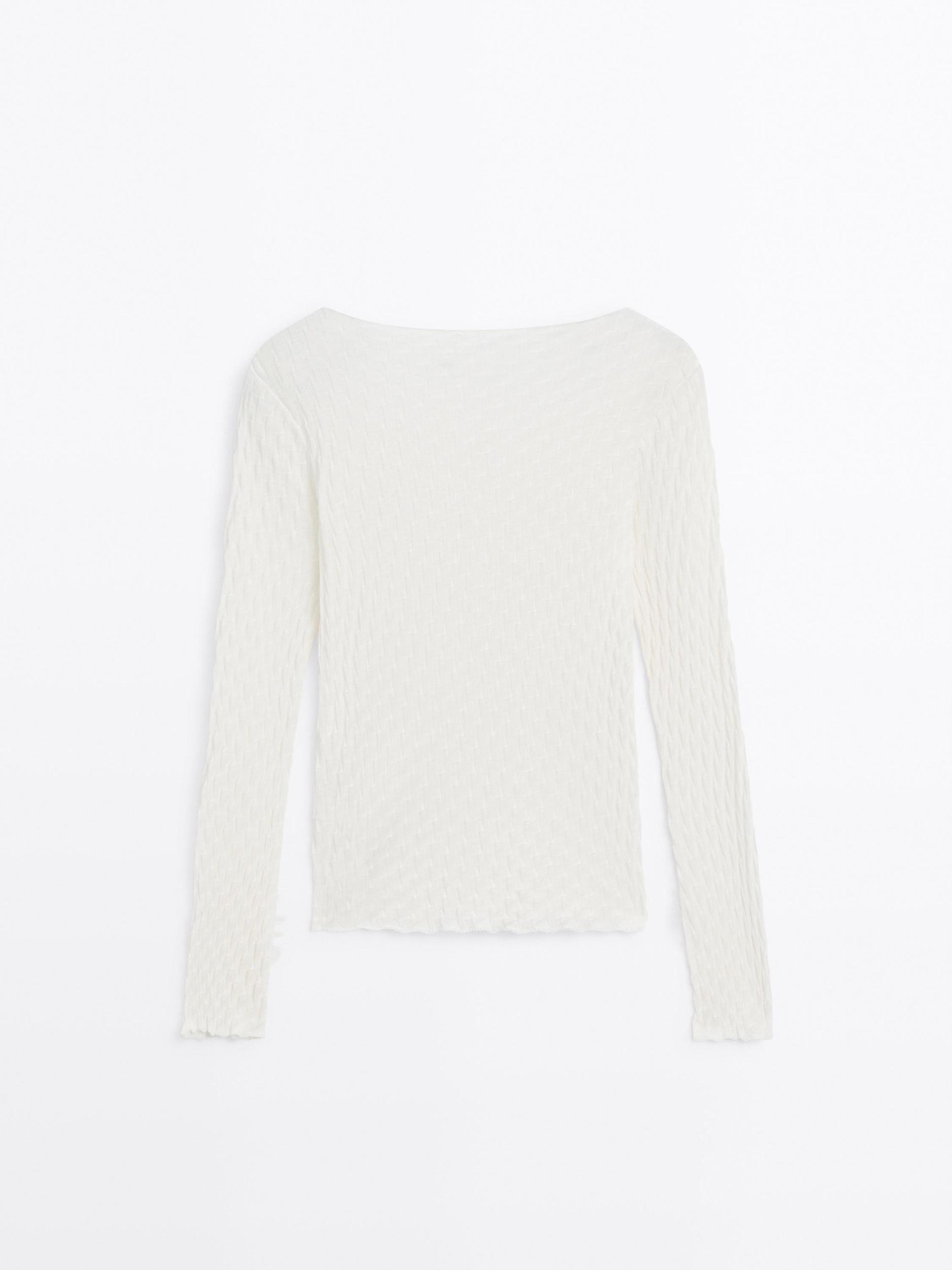 Long sleeve textured 100% cotton top Product Image