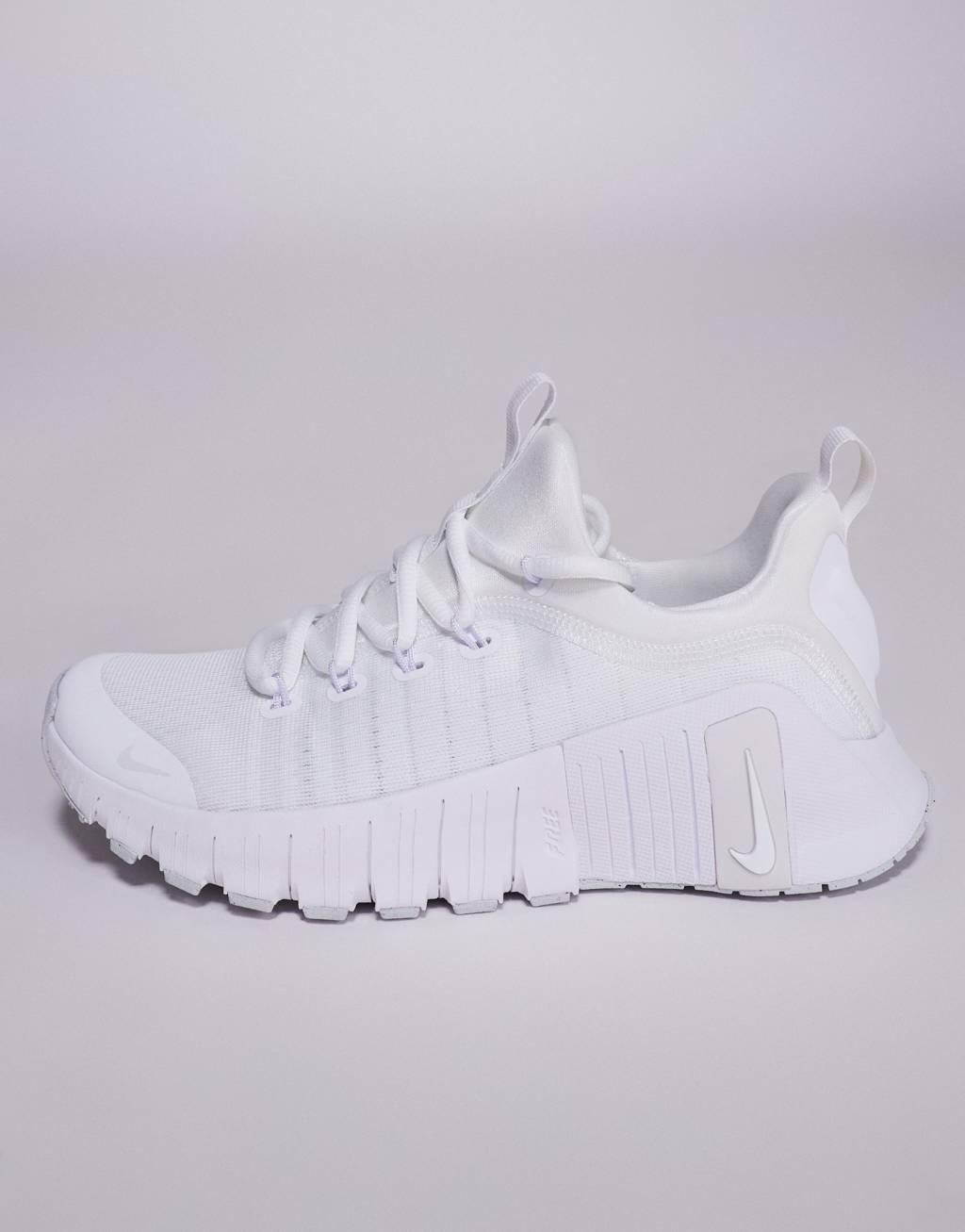 Nike Training Free Metcon 6 sneakers in white Product Image