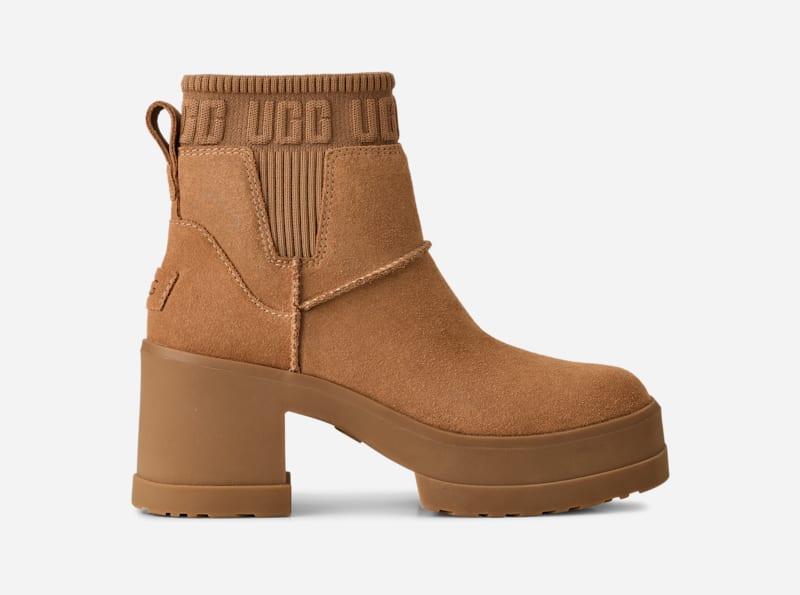 UGG Womens Moxy Chelsea Suede Boots Product Image