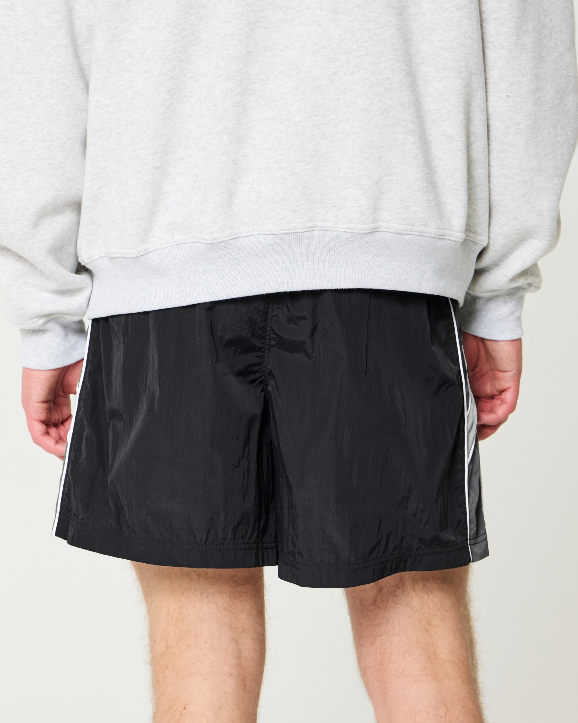 Mid-Thigh Soccer Shorts Product Image