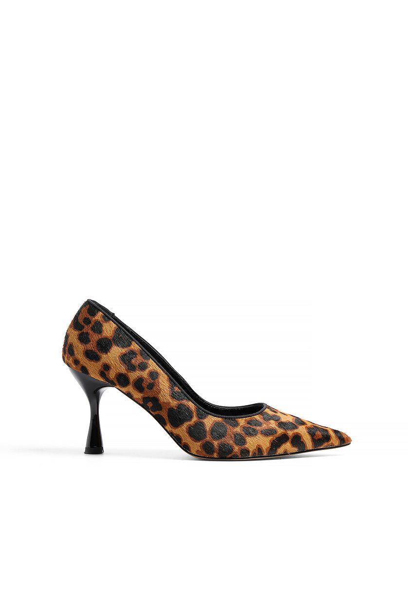 Pointy Leopard Pumps Product Image