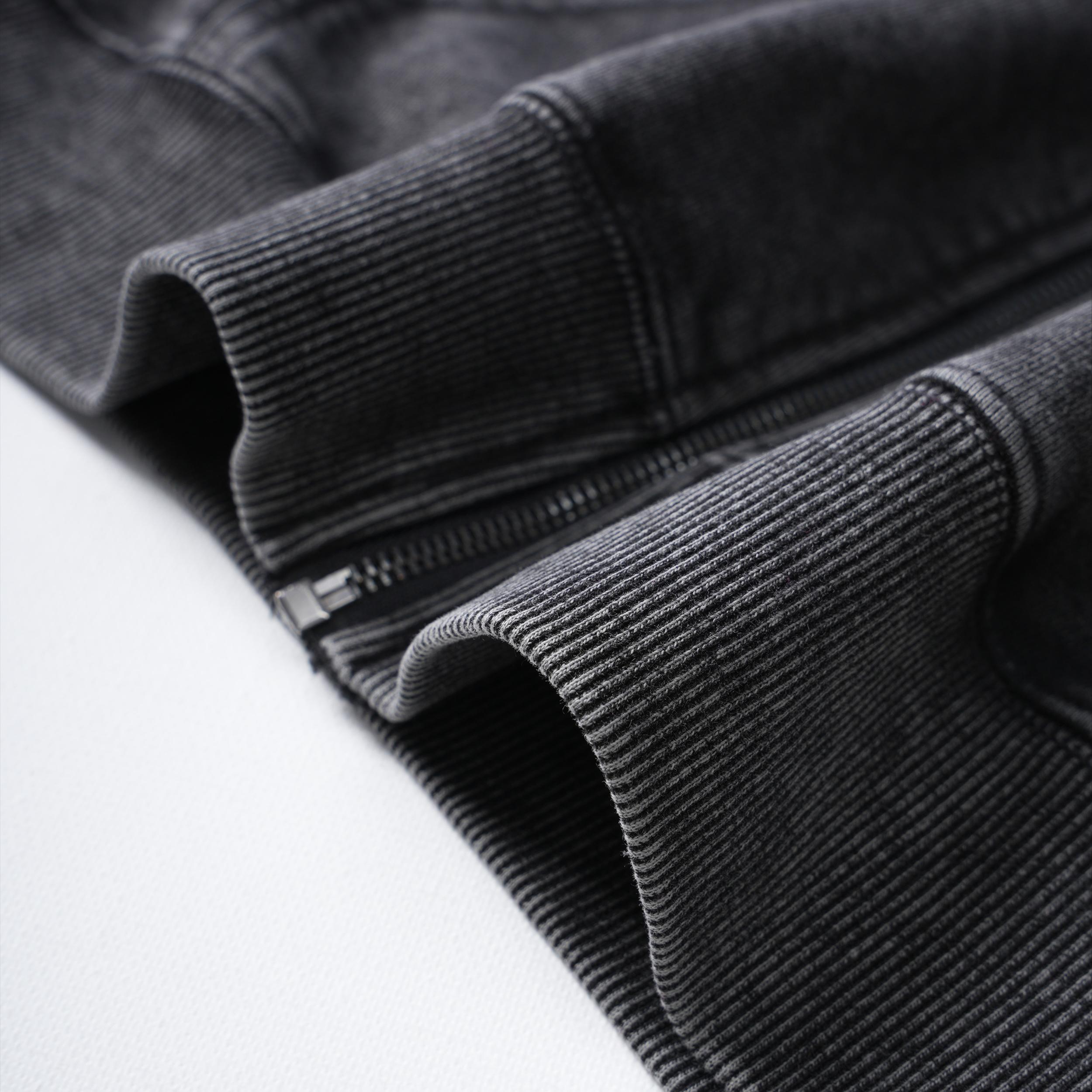 Sopula Unisex Mouth & Letter Print T-Shirt Product Image