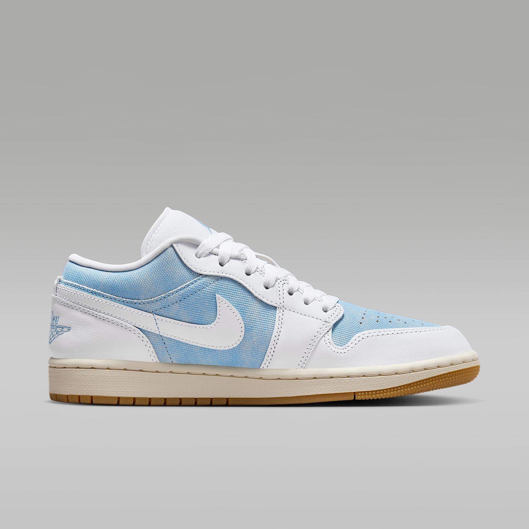 Women's Air Jordan 1 Low SE Shoes Product Image