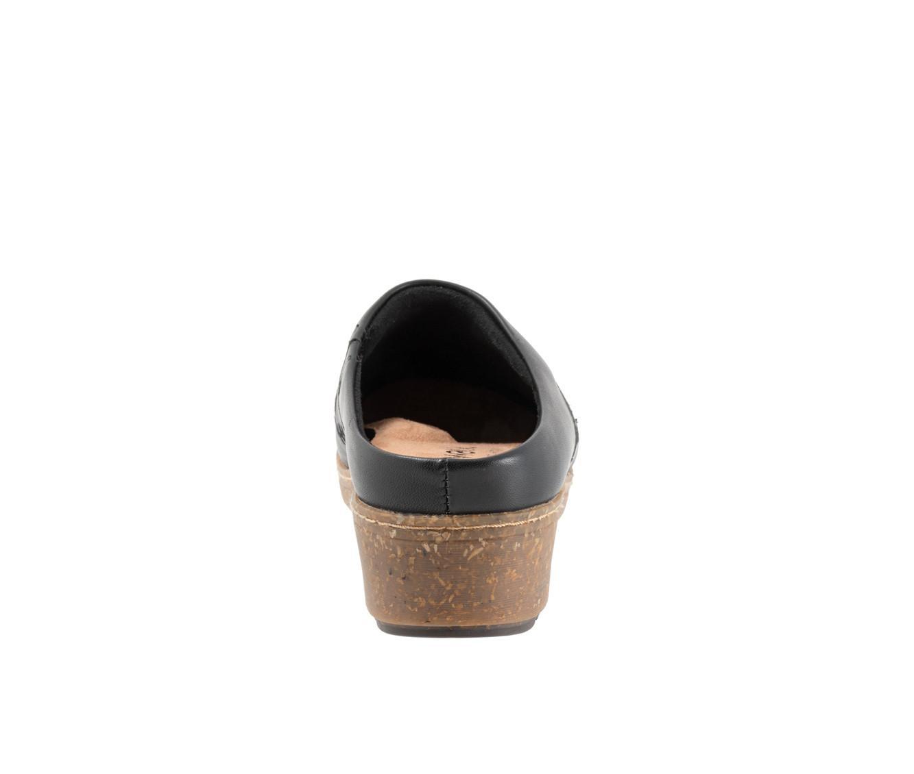Women's Softwalk Aurora 3.0 Clogs Product Image