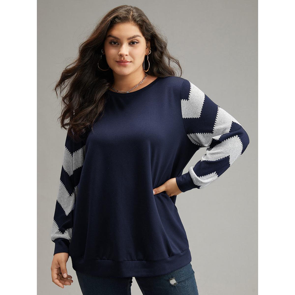 Plus Size Geometric Patchwork Round Neck Sweatshirt Women DarkBlue Casual Elastic cuffs Round Neck Dailywear Sweatshirts BloomChic 10/M Product Image