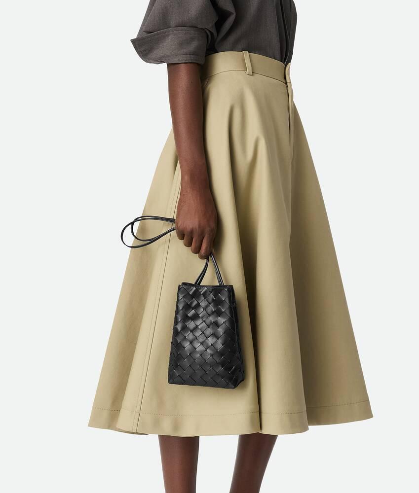 Women's Intrecciato Pouch in Black Product Image