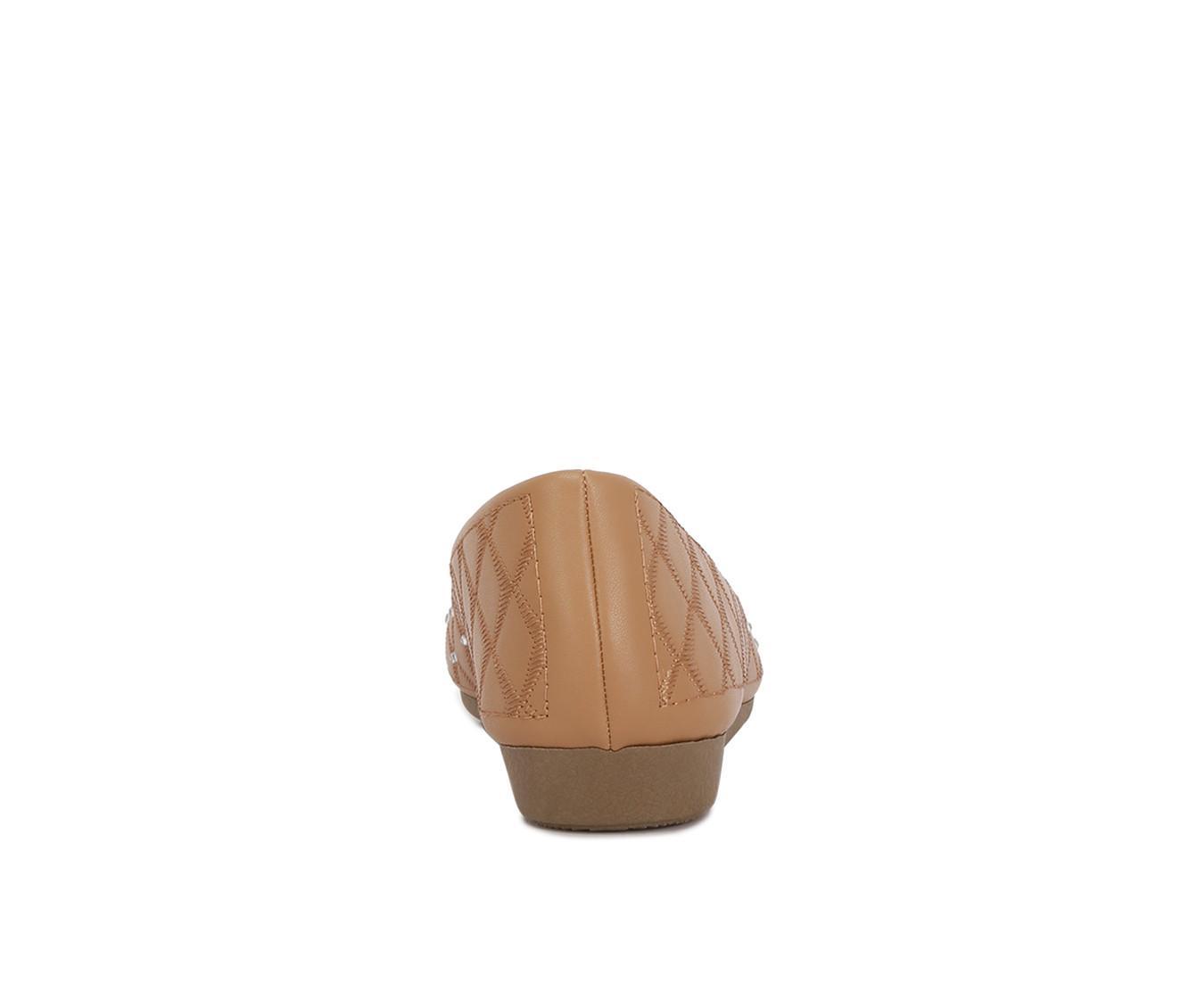 Women's London Rag Gia Flats Product Image