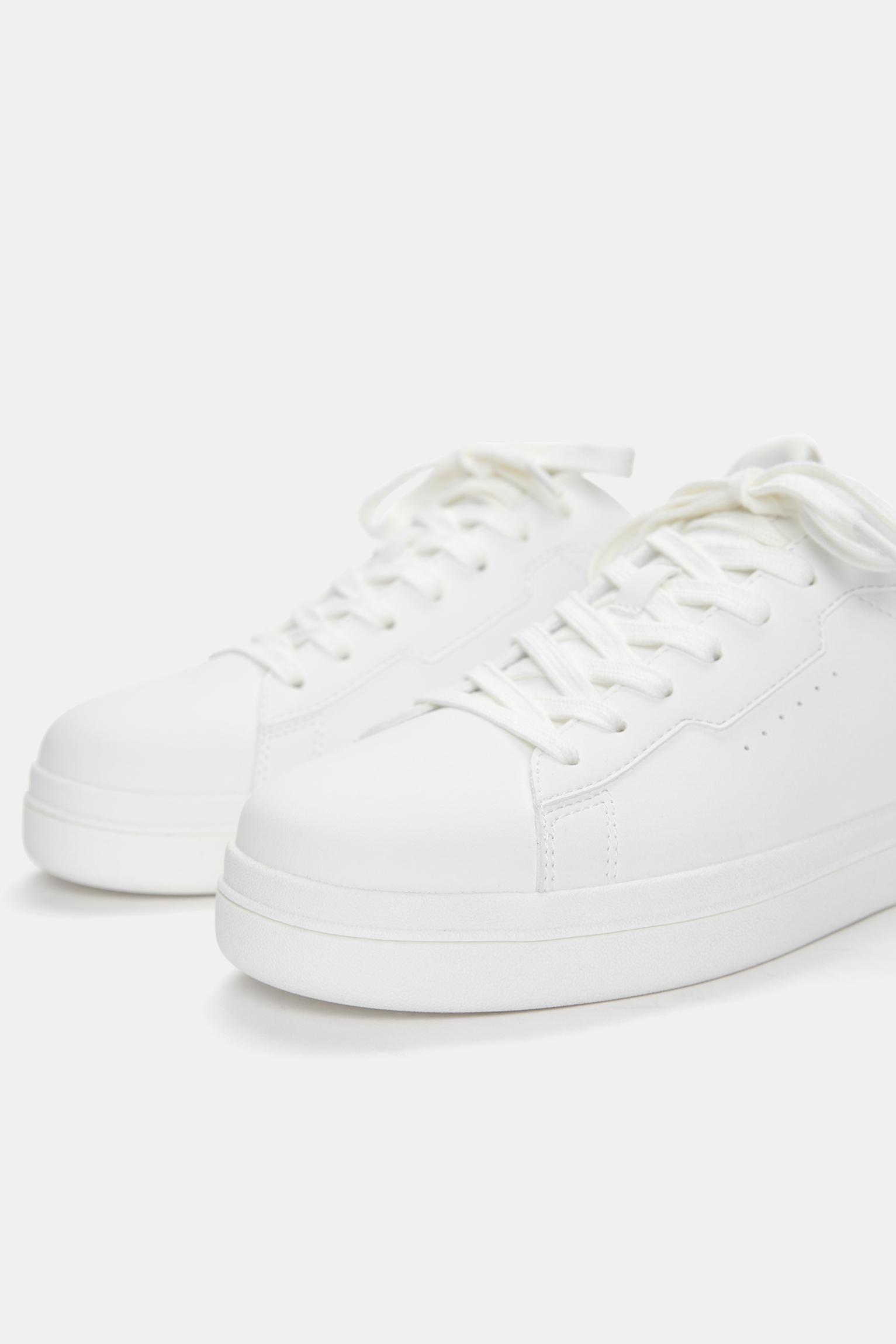 Chunky casual sneakers Product Image