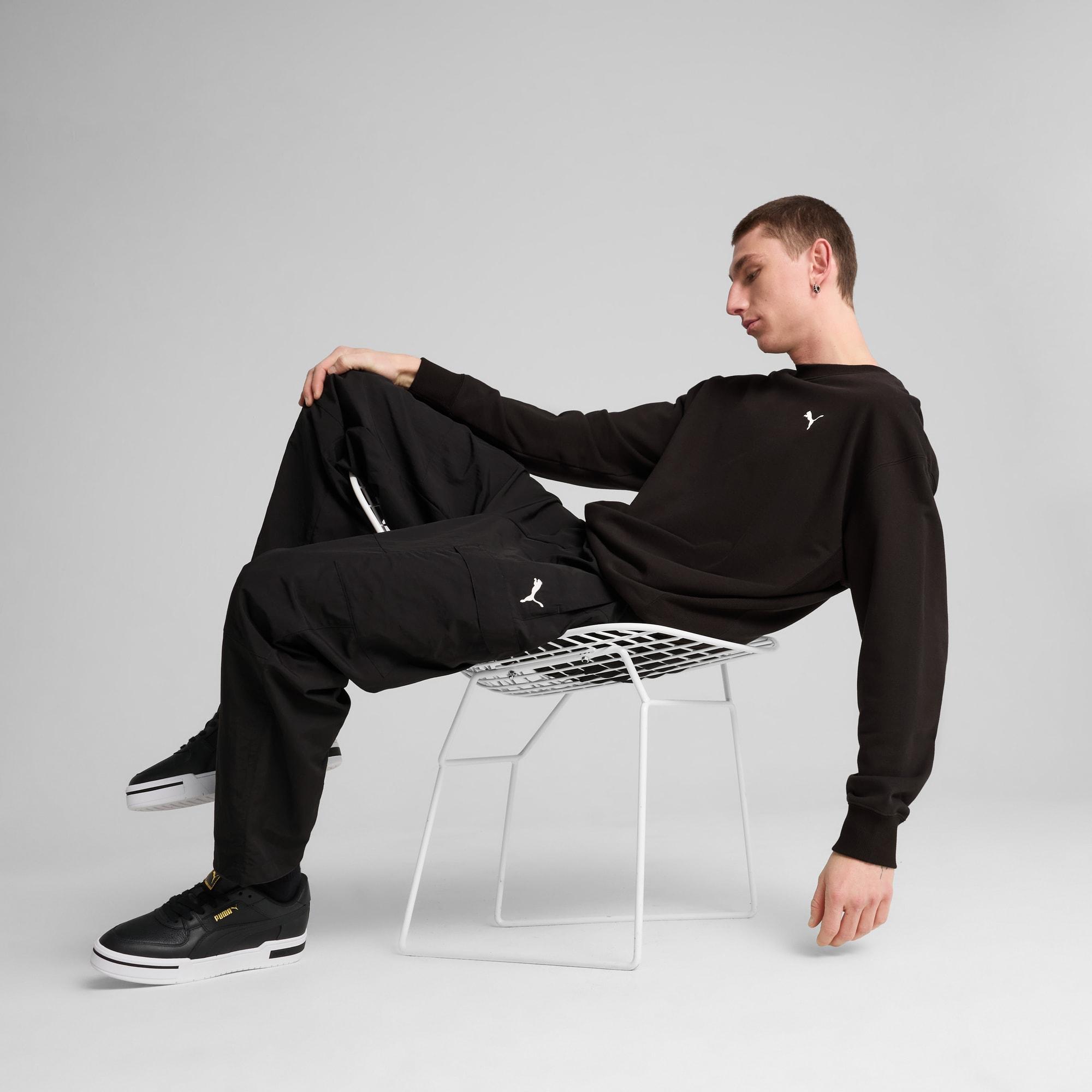 WARDROBE ESSENTIALS Men's Relaxed Crew Product Image