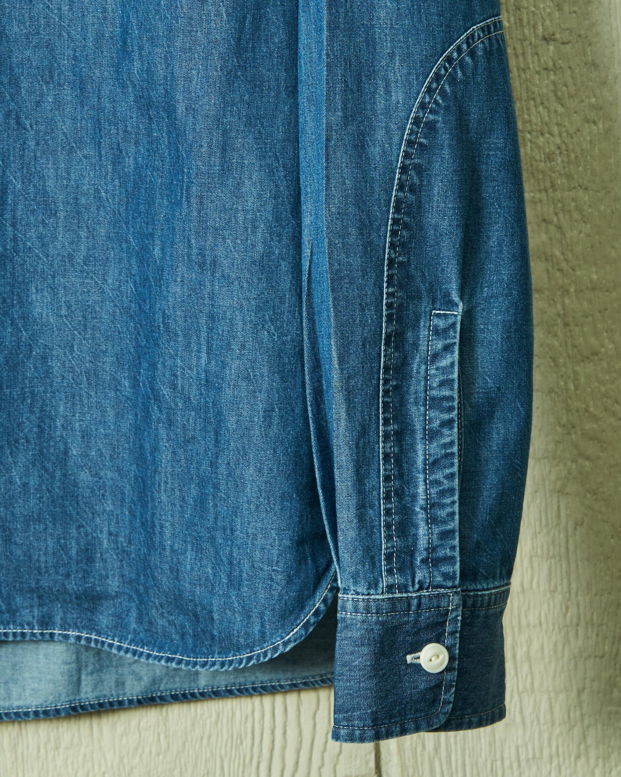 Women's Work Shirt in Denim Product Image