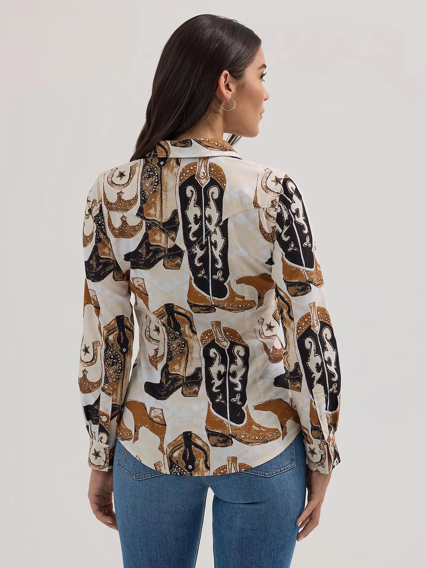 Women's Saddle Up Slim Western Snap Shirt | Women's TOPS | Wrangler® Product Image