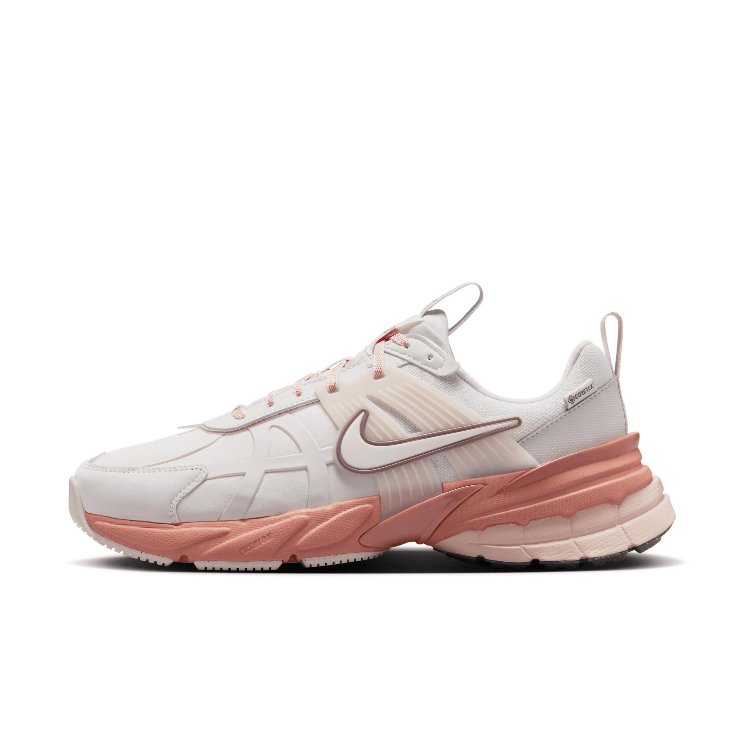 Nike Womens V2K Run GORE-TEX Waterproof Shoes | FZ2622-003 Product Image