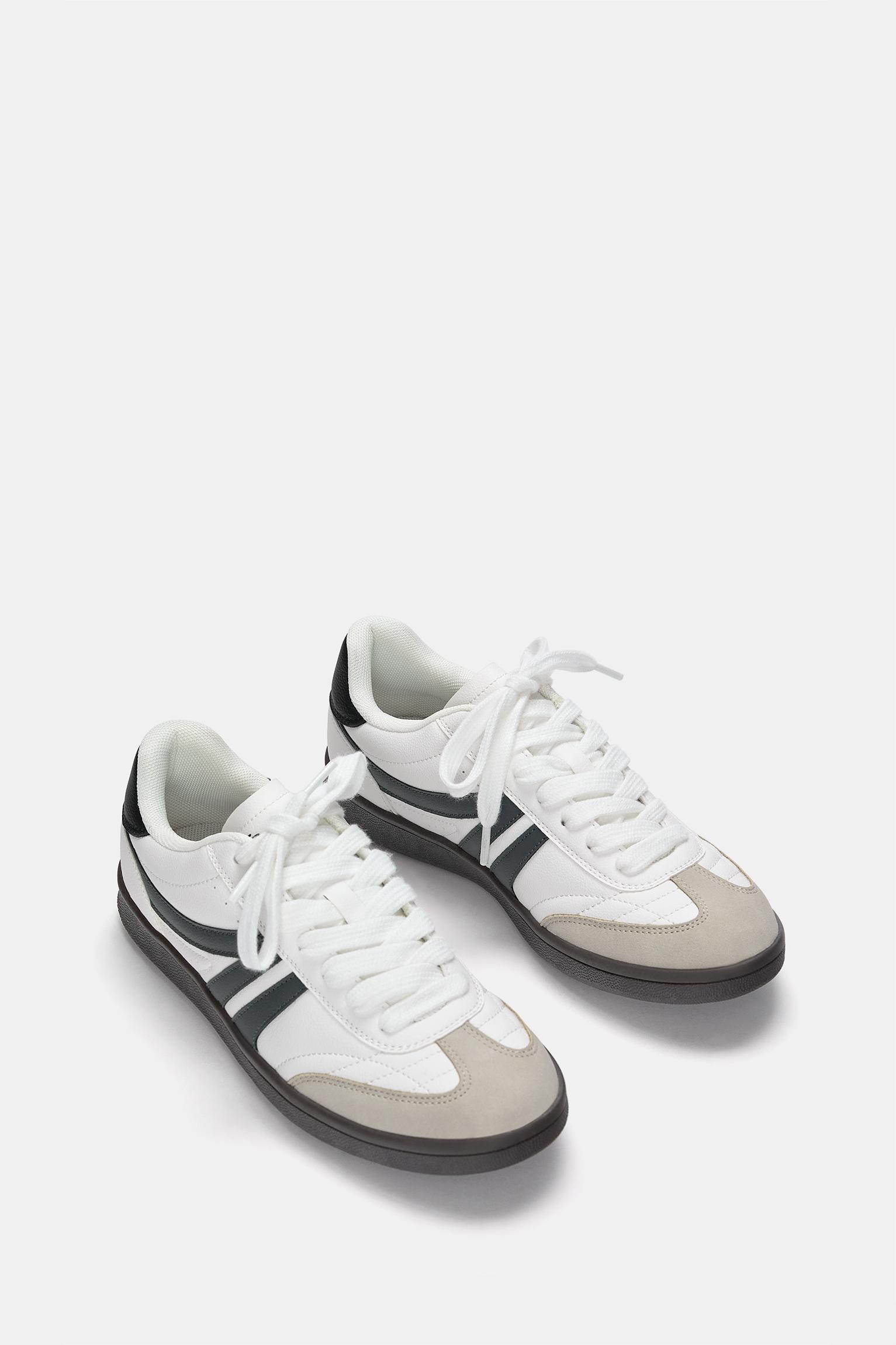 Retro sneakers Product Image