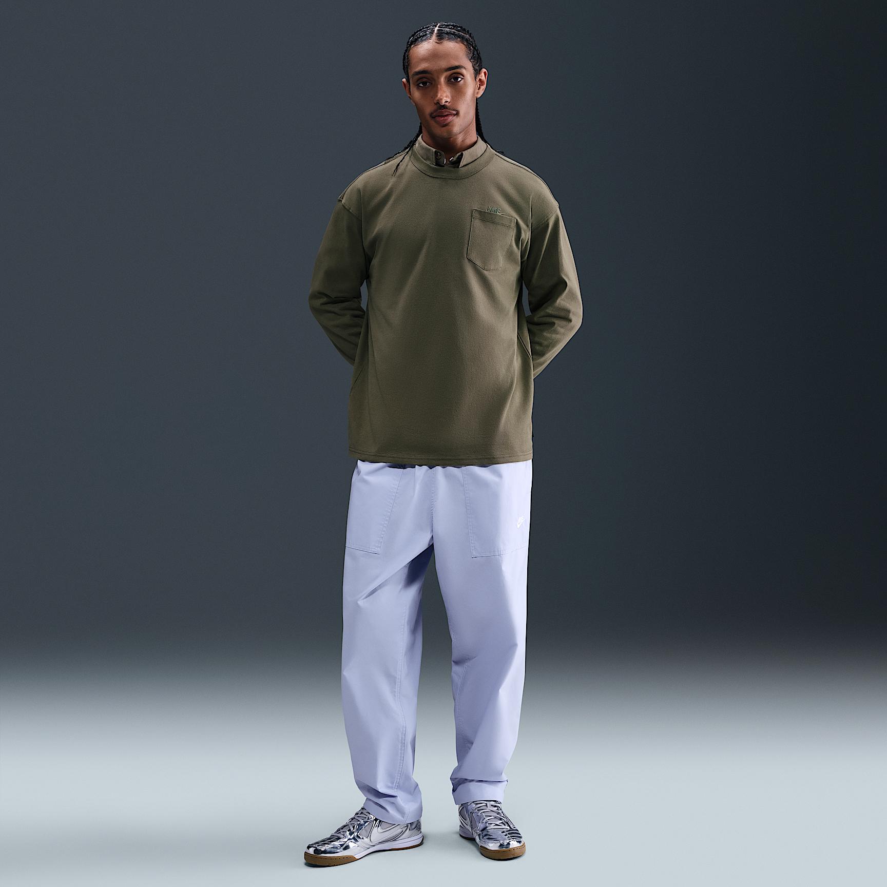 Mens Nike Sportswear Premium Essentials Long-Sleeve Pocket T-Shirt | DR7929-222 Product Image